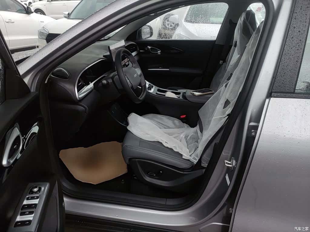 Geely Xingyuan, 2026 15