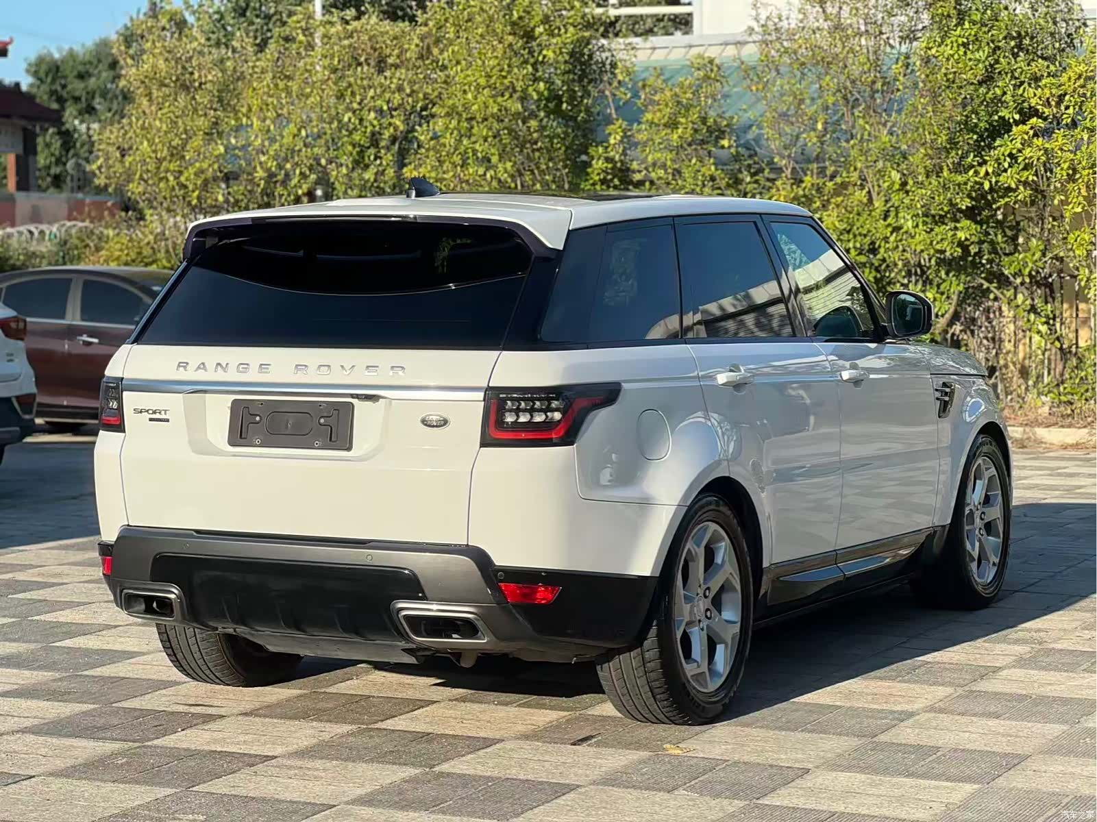 Land Rover Range Rover, 2018 все фото