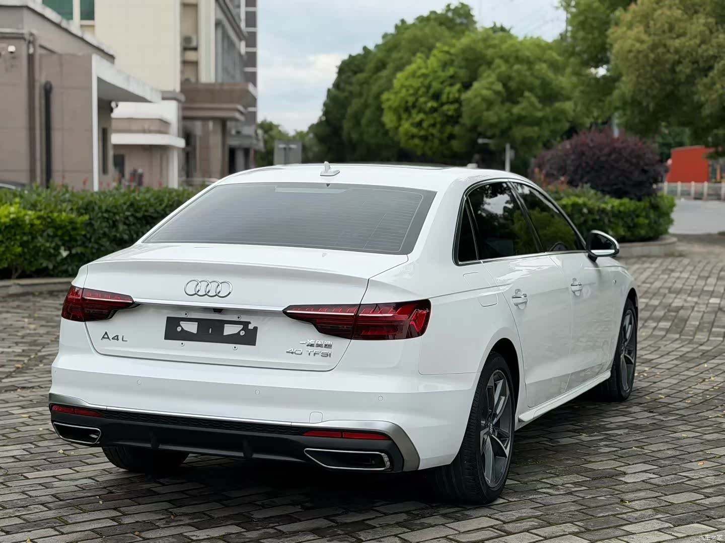 Audi A4L, 2020 4