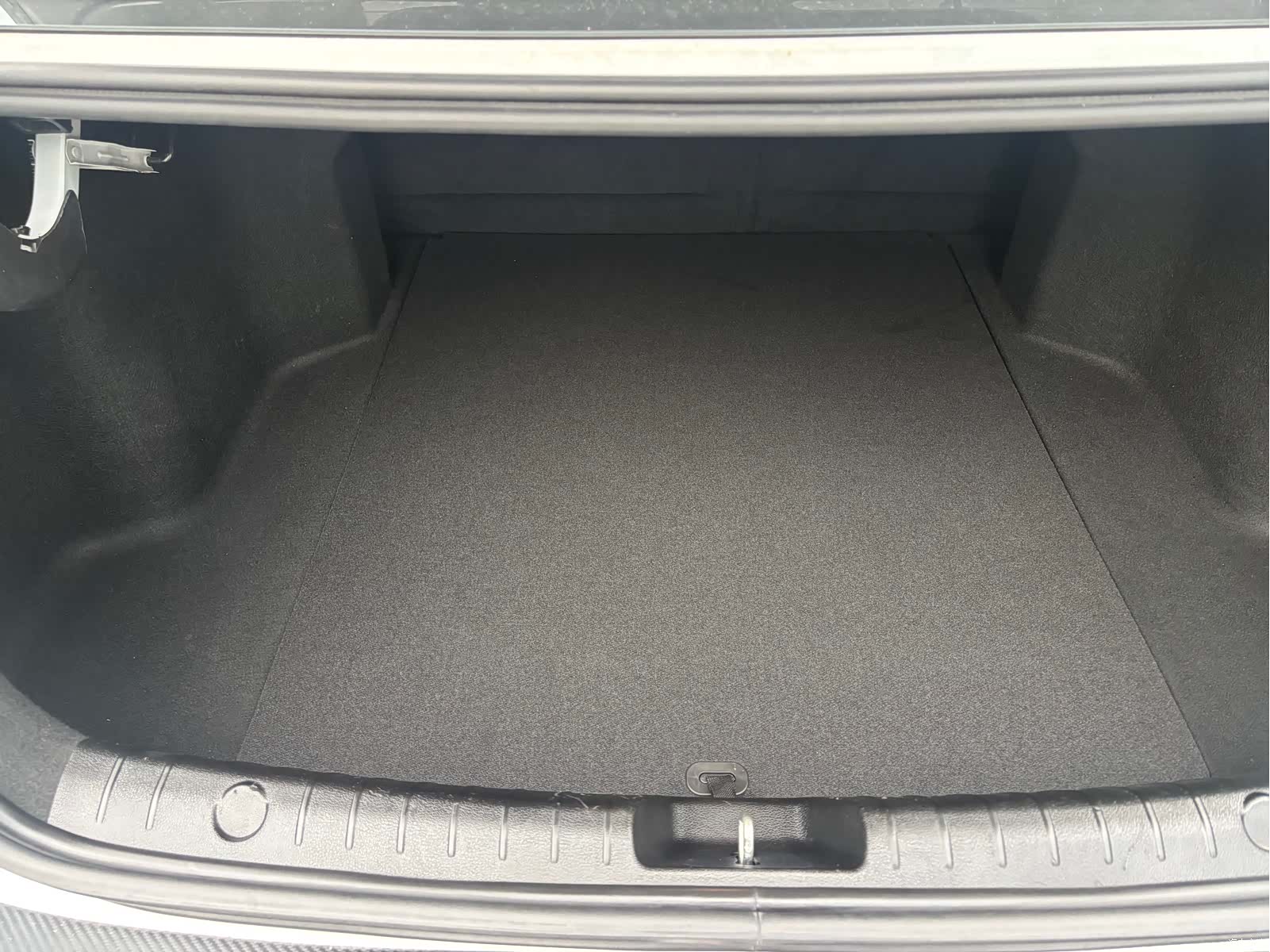 Geely Emgrand, 2020 15
