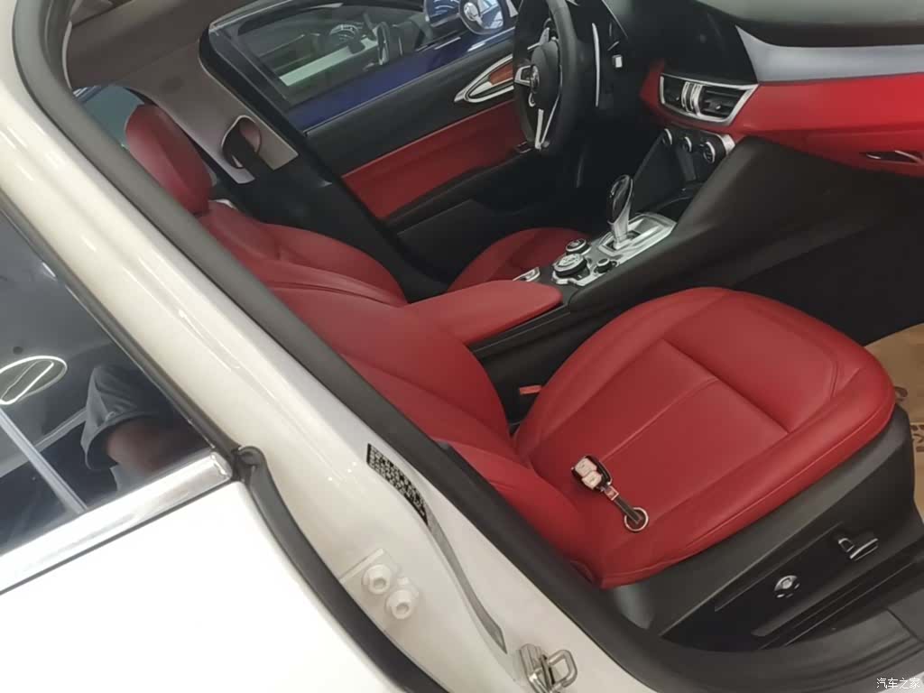 Alfa Romeo Giulia, 2018 25