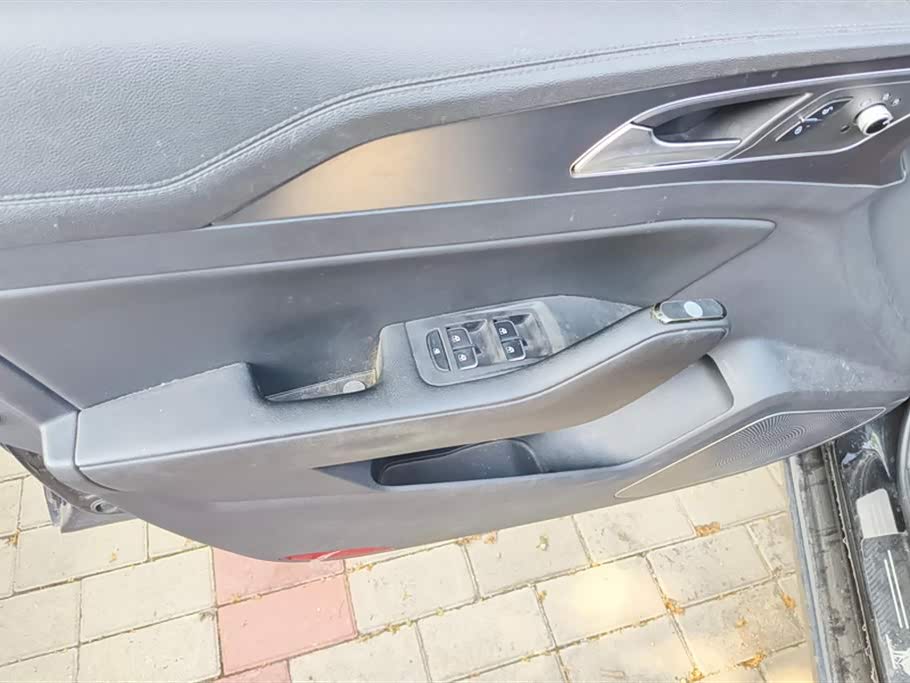 Hongqi H5 Hongqi H5