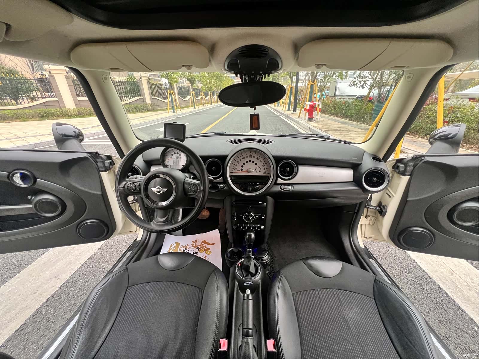 Mini Cooper, 2014 10