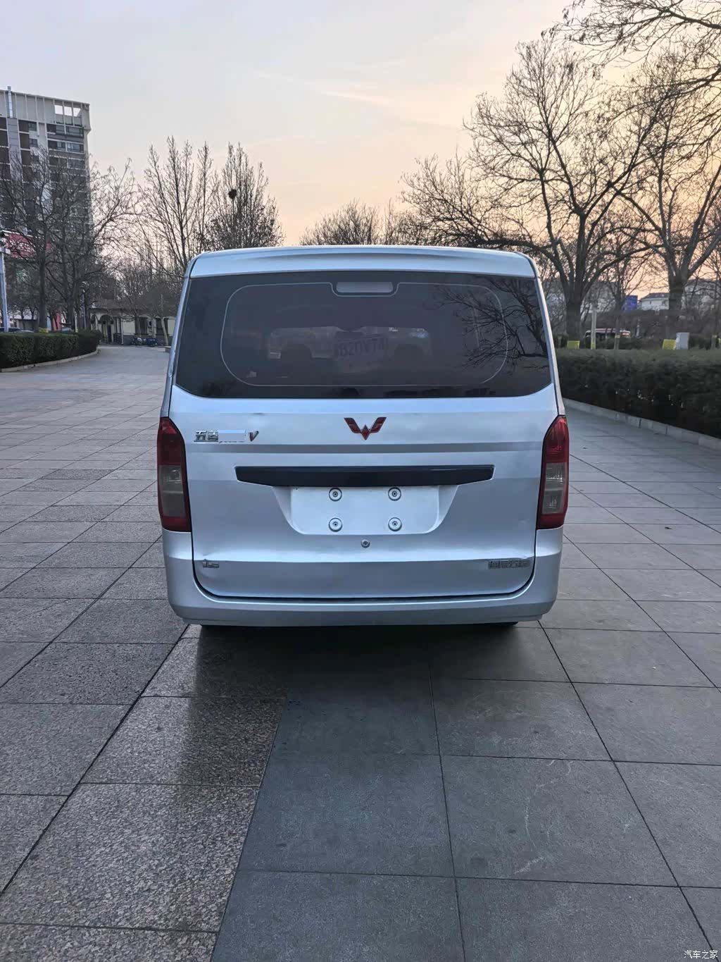Wuling V, 2017 все фото