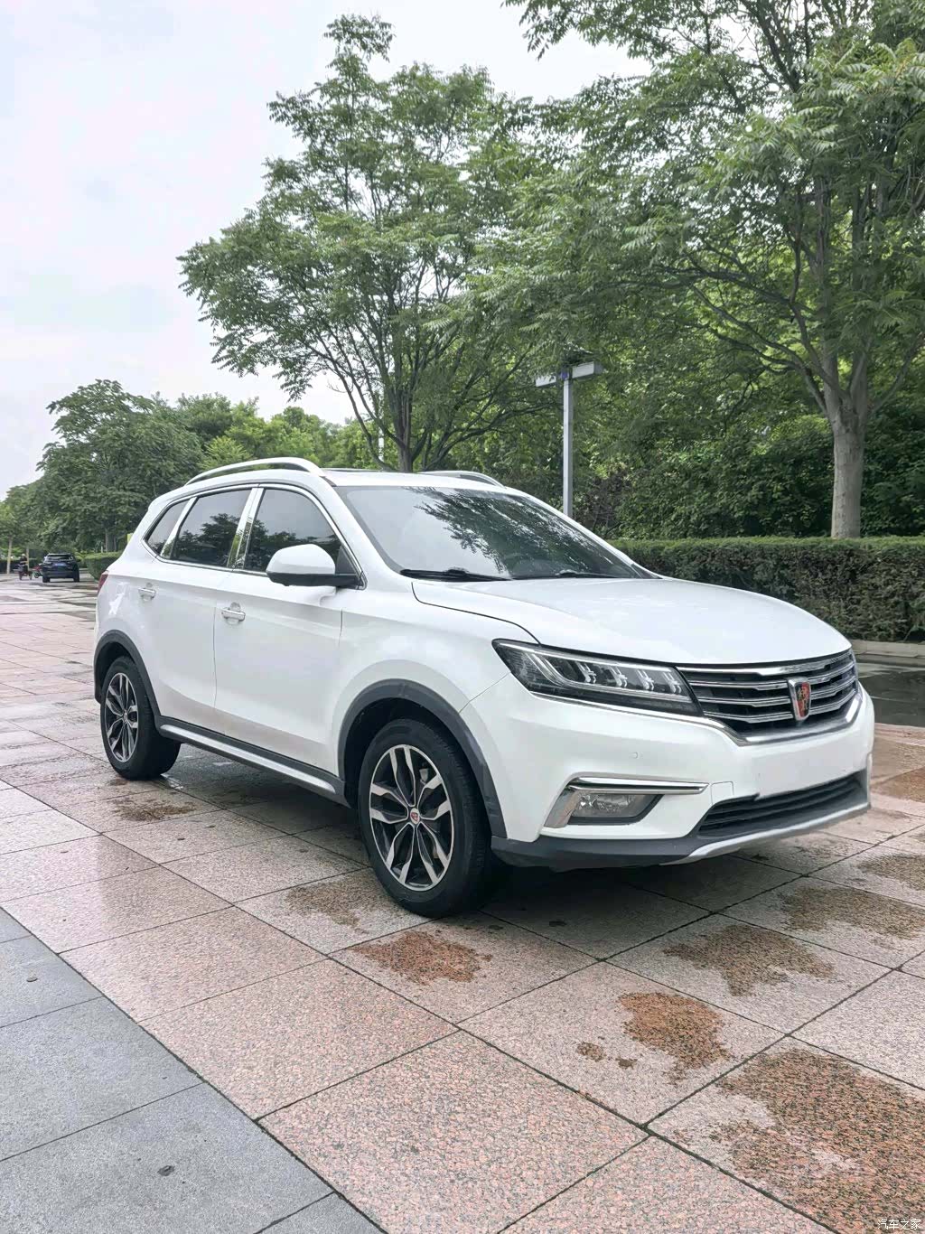 Roewe RX5, 2016 3