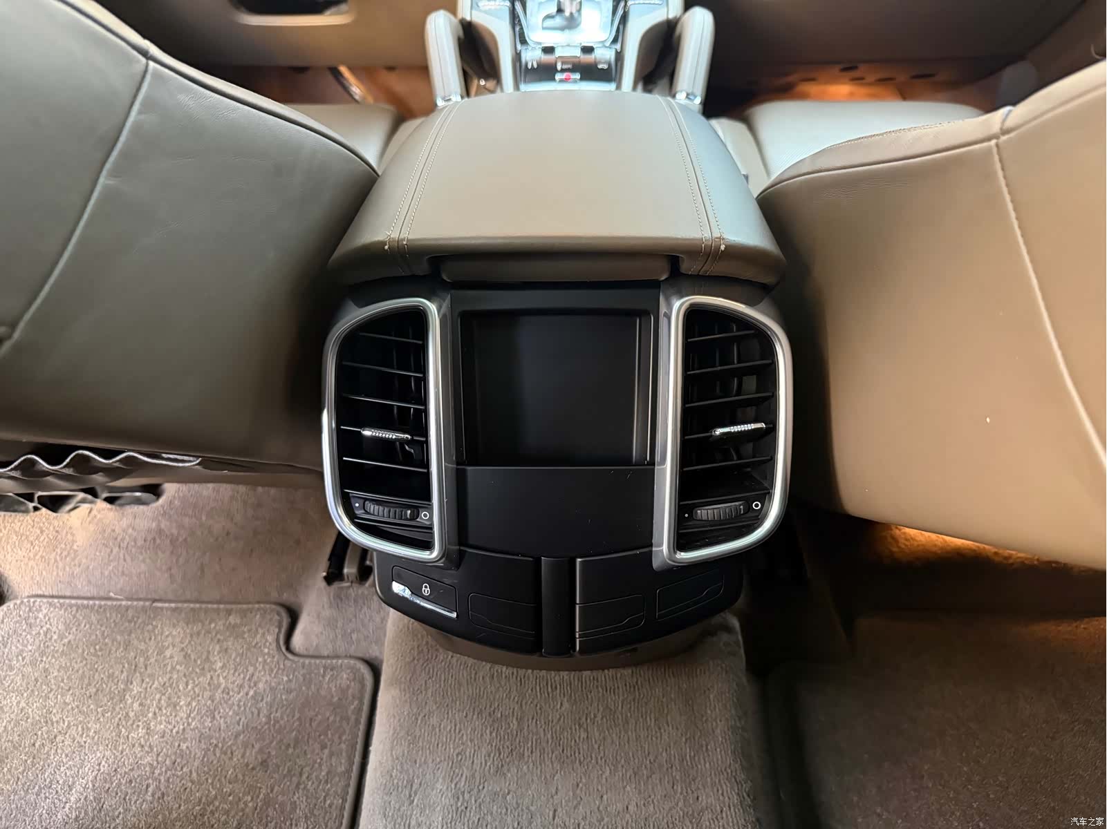 Porsche Cayenne, 2012 18