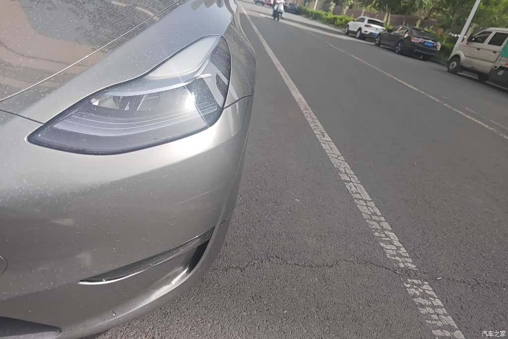 Tesla Model Y, 2023 все фото