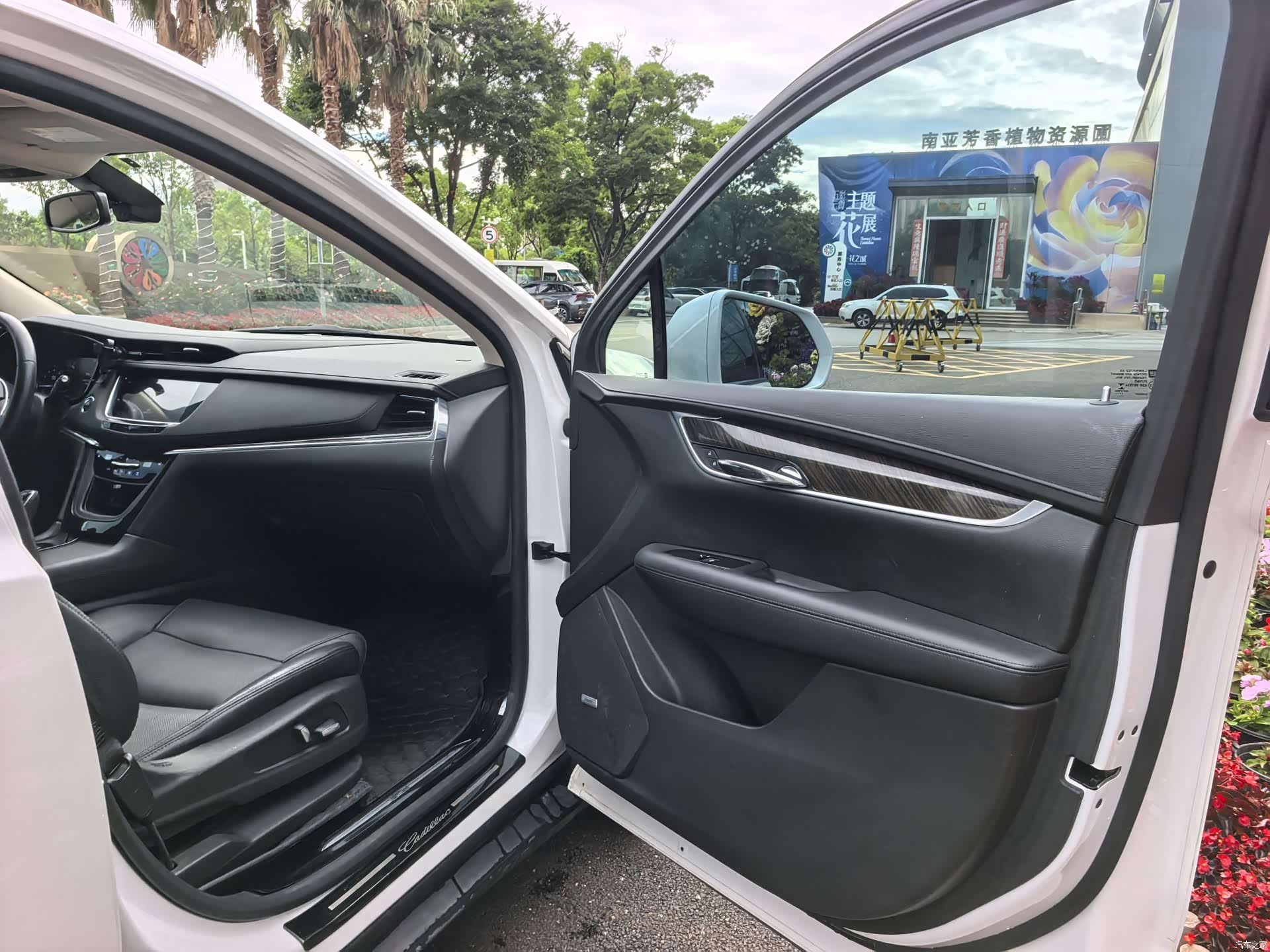 Cadillac XT5, 2017 10