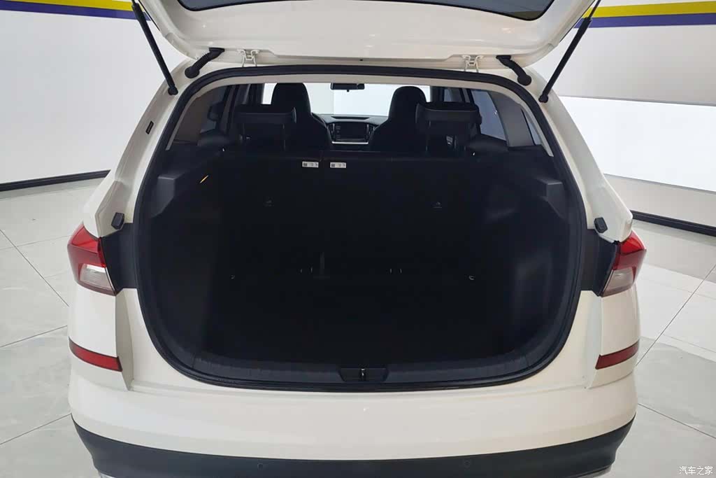 Skoda Kamiq, 2019 4