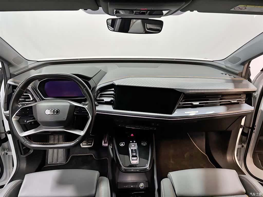 Audi Q4 e-tron, 2024 9