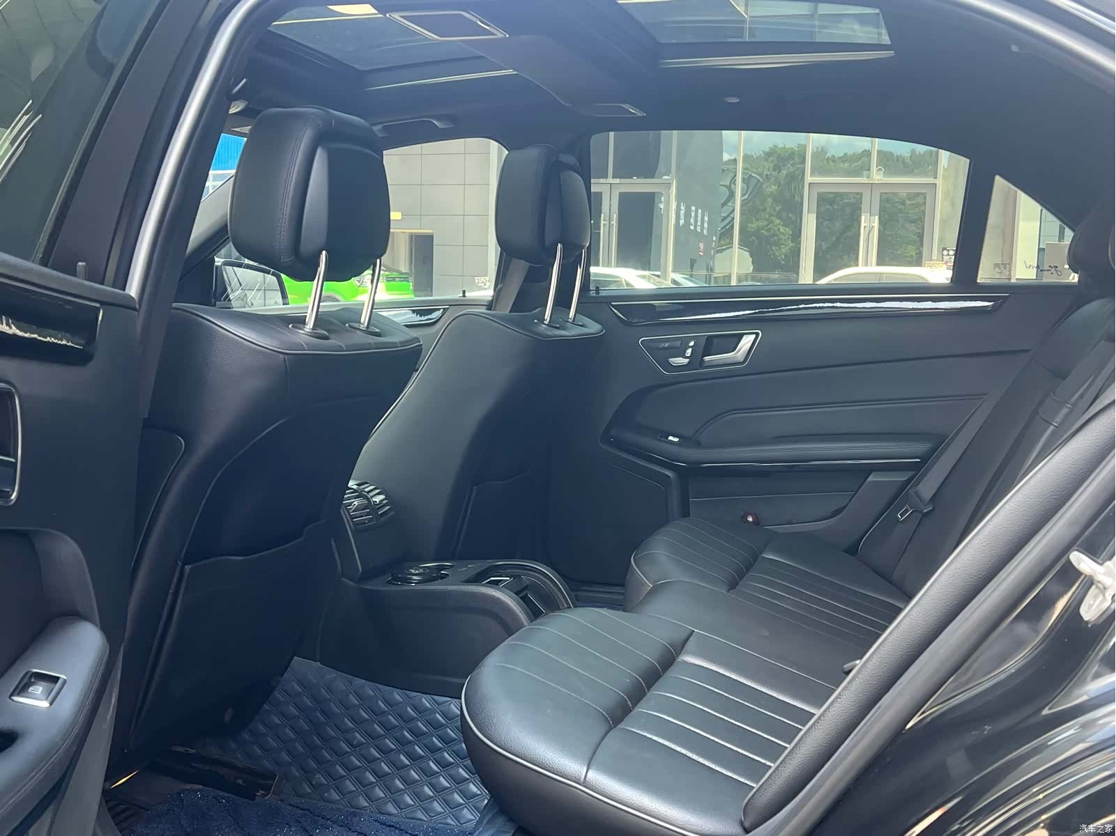 Mercedes-Benz E-Class, 2015 все фото