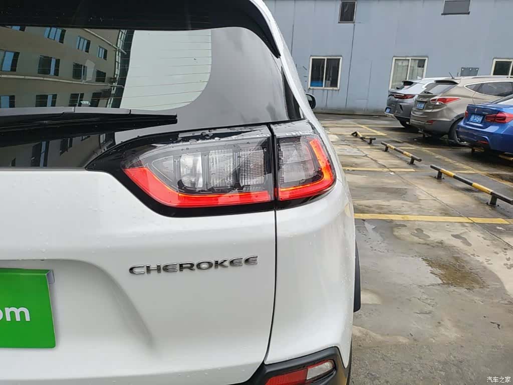 Jeep Cherokee, 2021 8