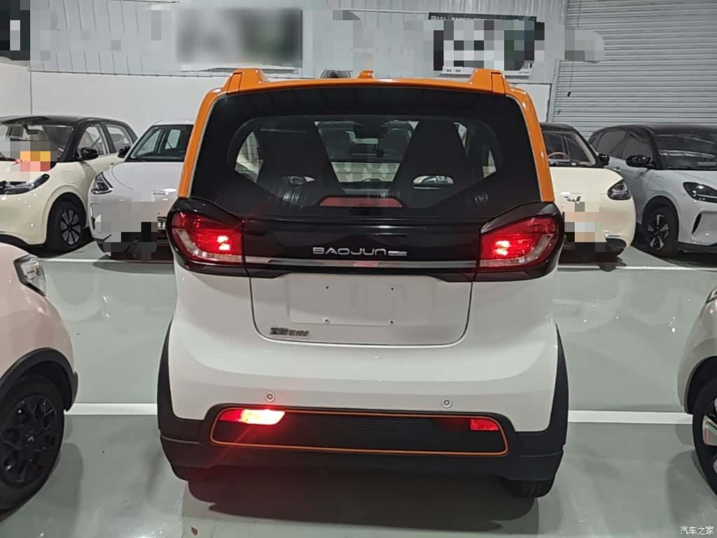 Wuling E100, 2019 6