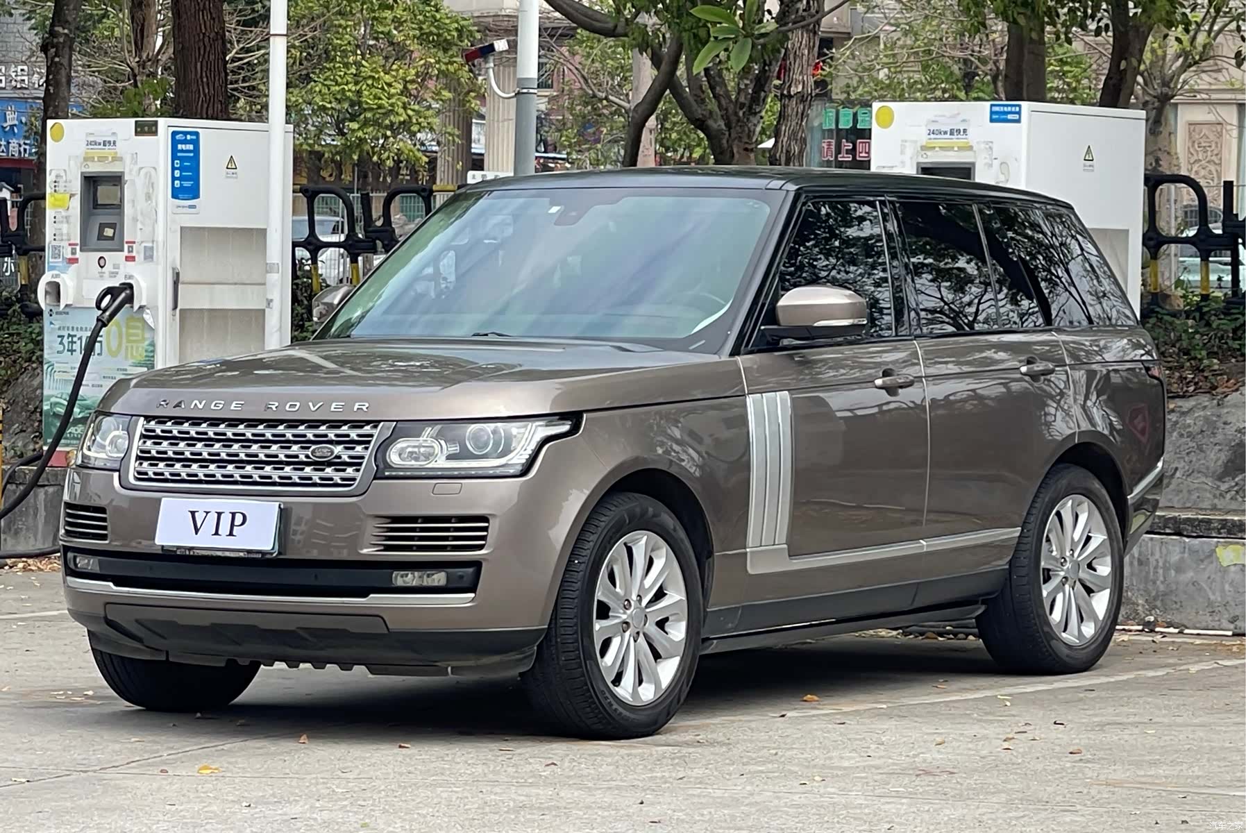 Land Rover Range Rover, 2015 1