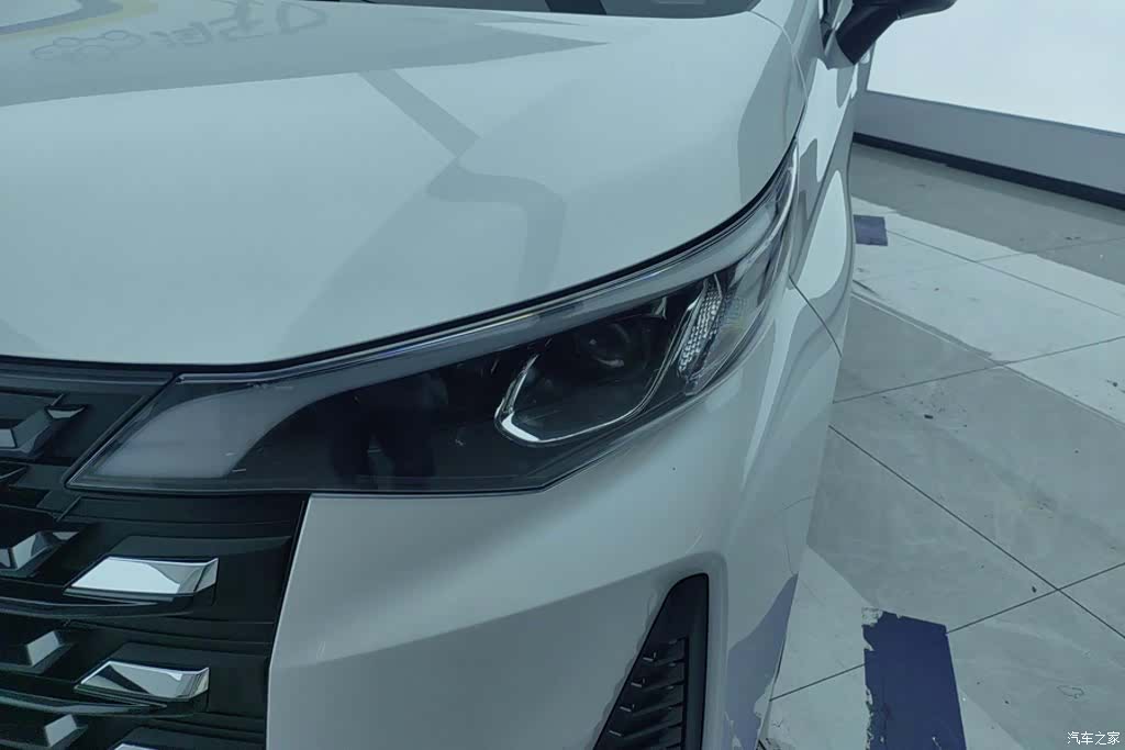 Trumpchi M6, 2024 все фото