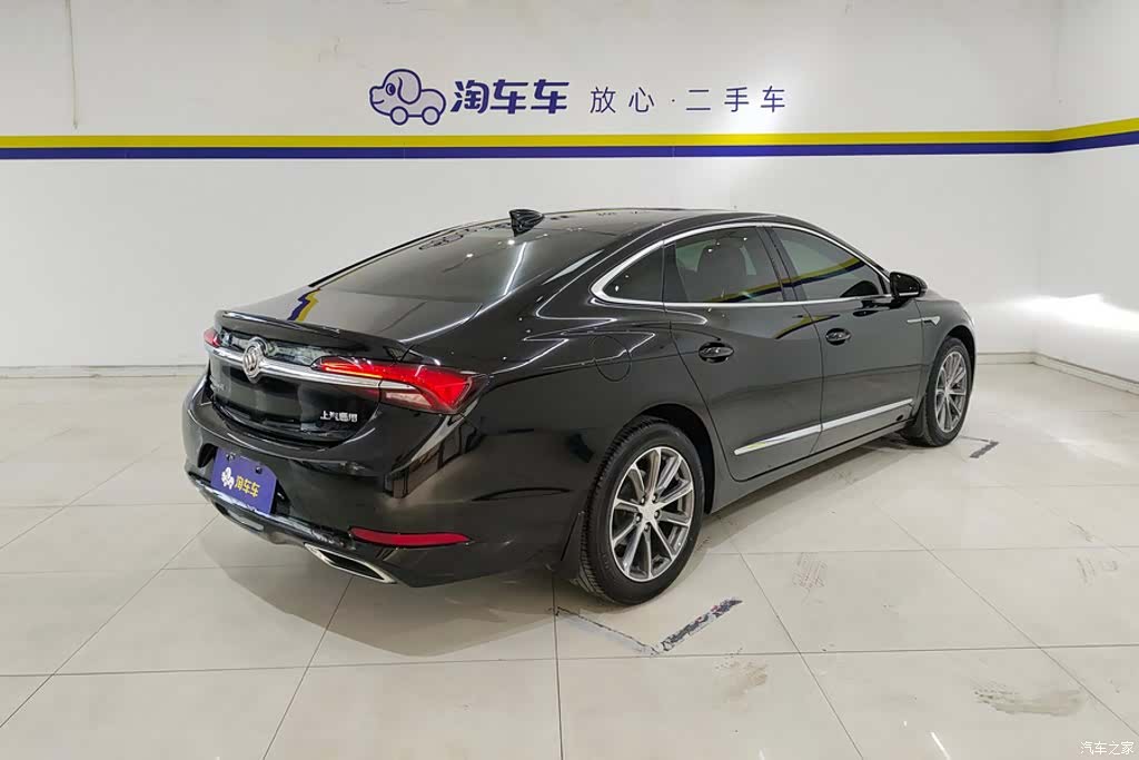 Buick LaCrosse, 2023 3