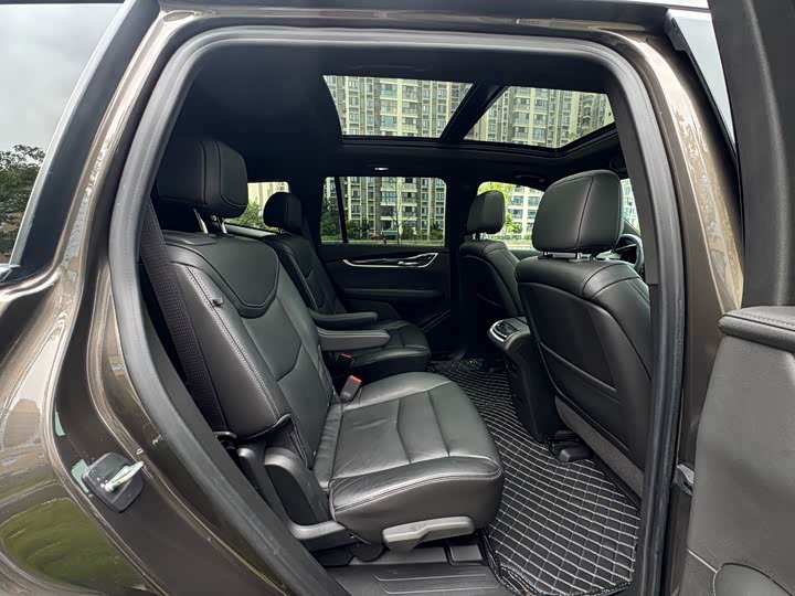 Cadillac XT6 2020 28T liu seats Люкс