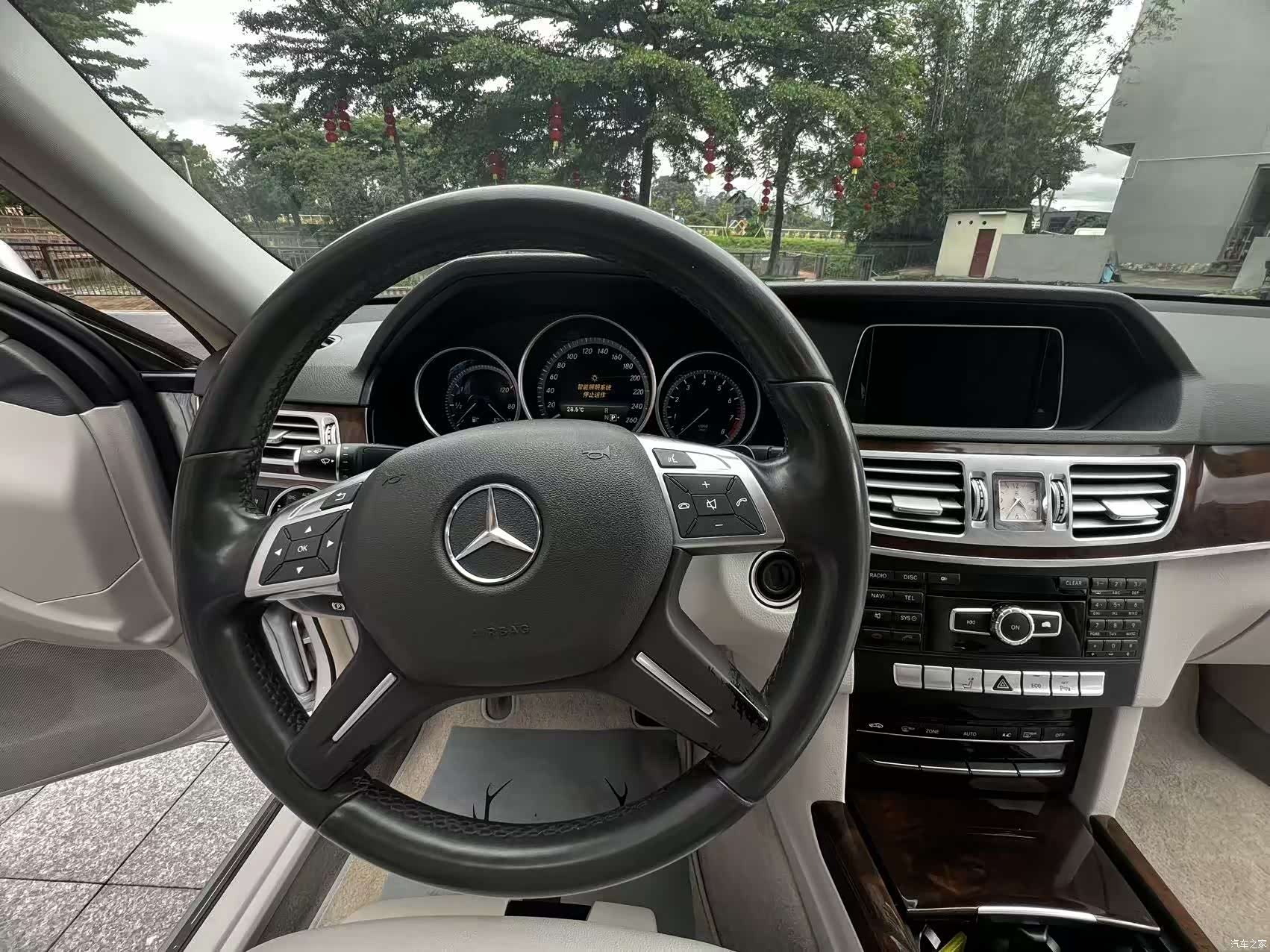 Mercedes-Benz E-Class, 2014 7