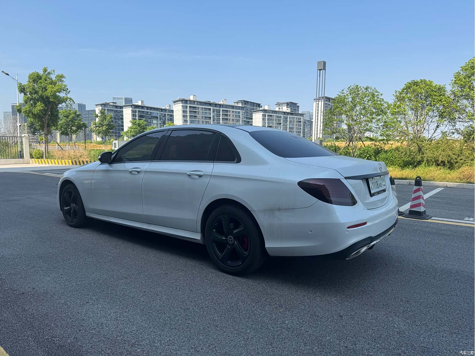 Mercedes-Benz E-Class, 2019 4