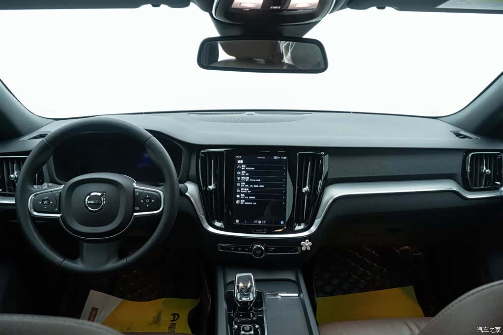 Volvo S60, 2023 18