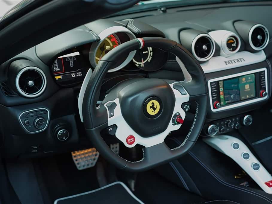 Ferrari California T