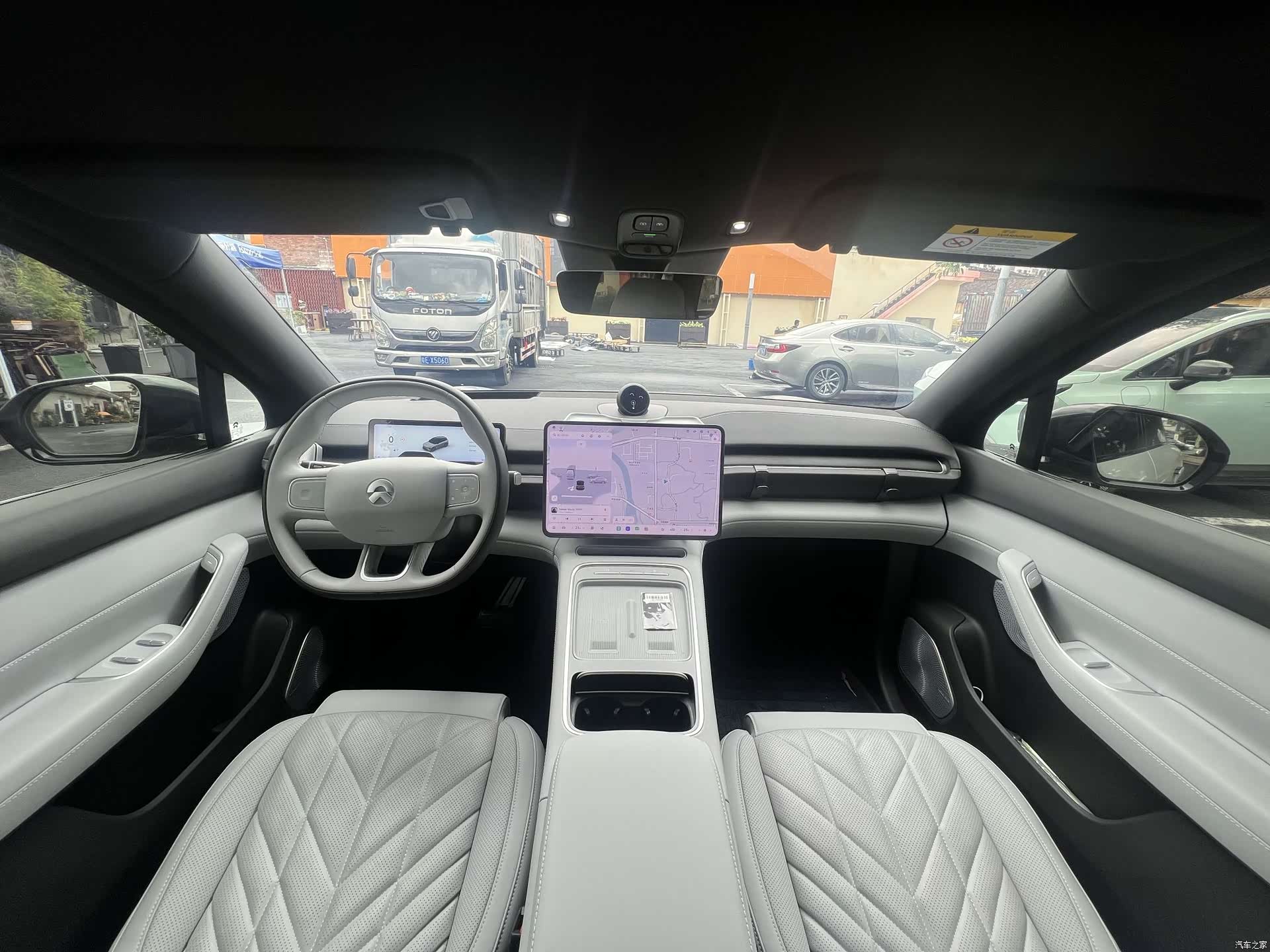 NIO ES6, 2025 13