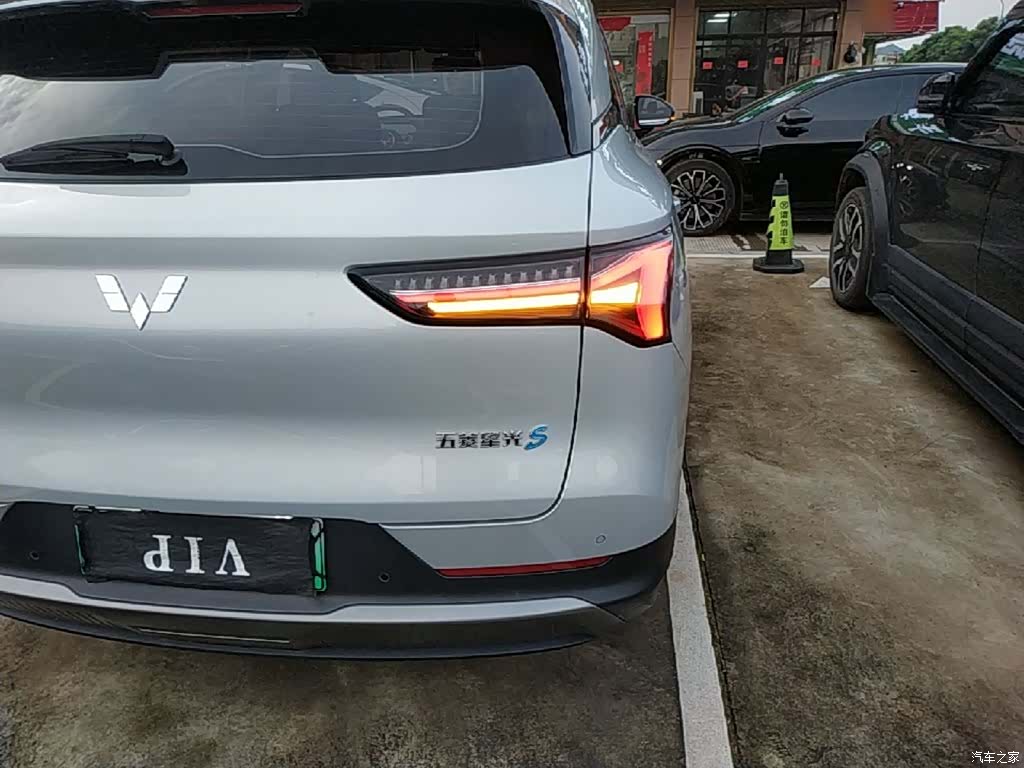 Wuling Starlight, 2024 8
