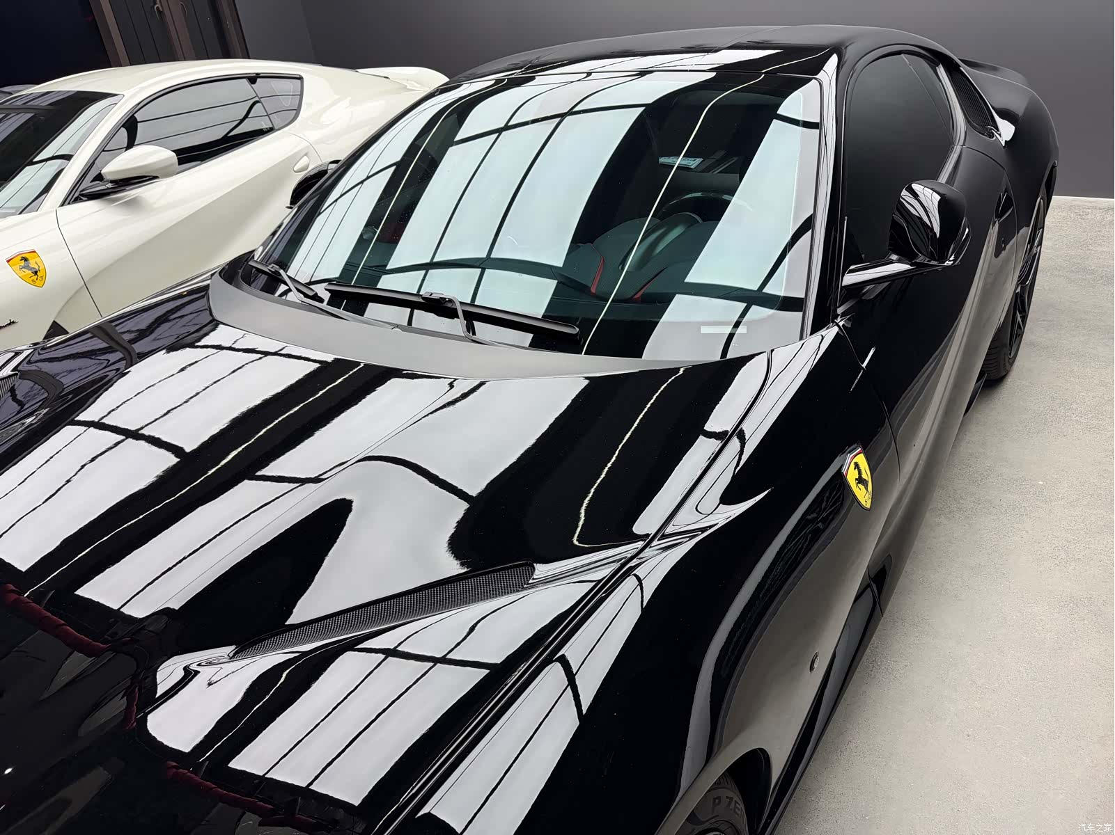 Ferrari 812, 2017 20