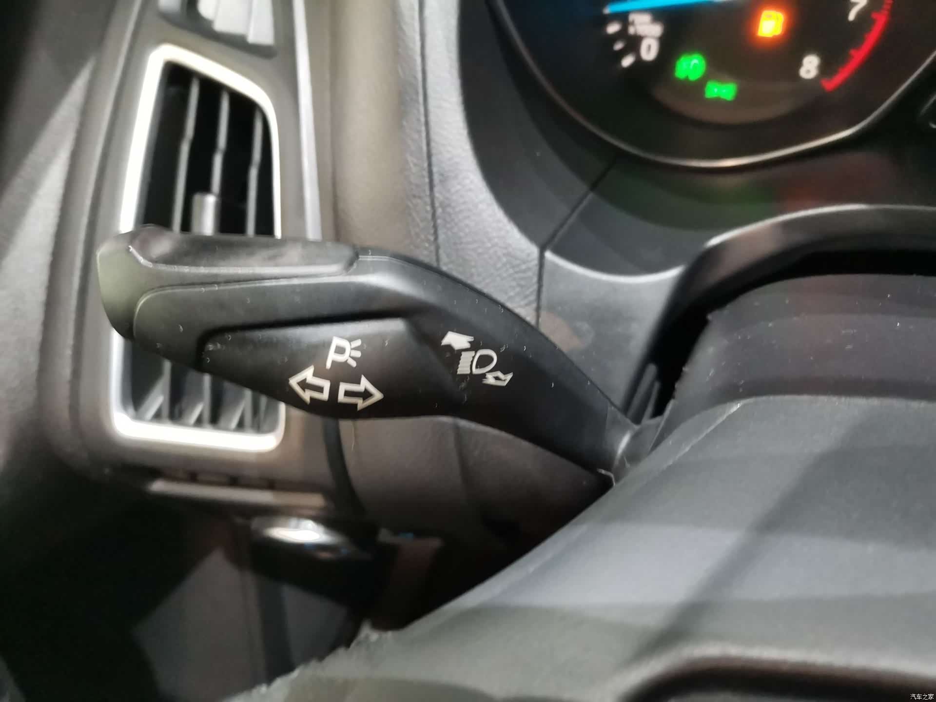 Ford Focus, 2018 11