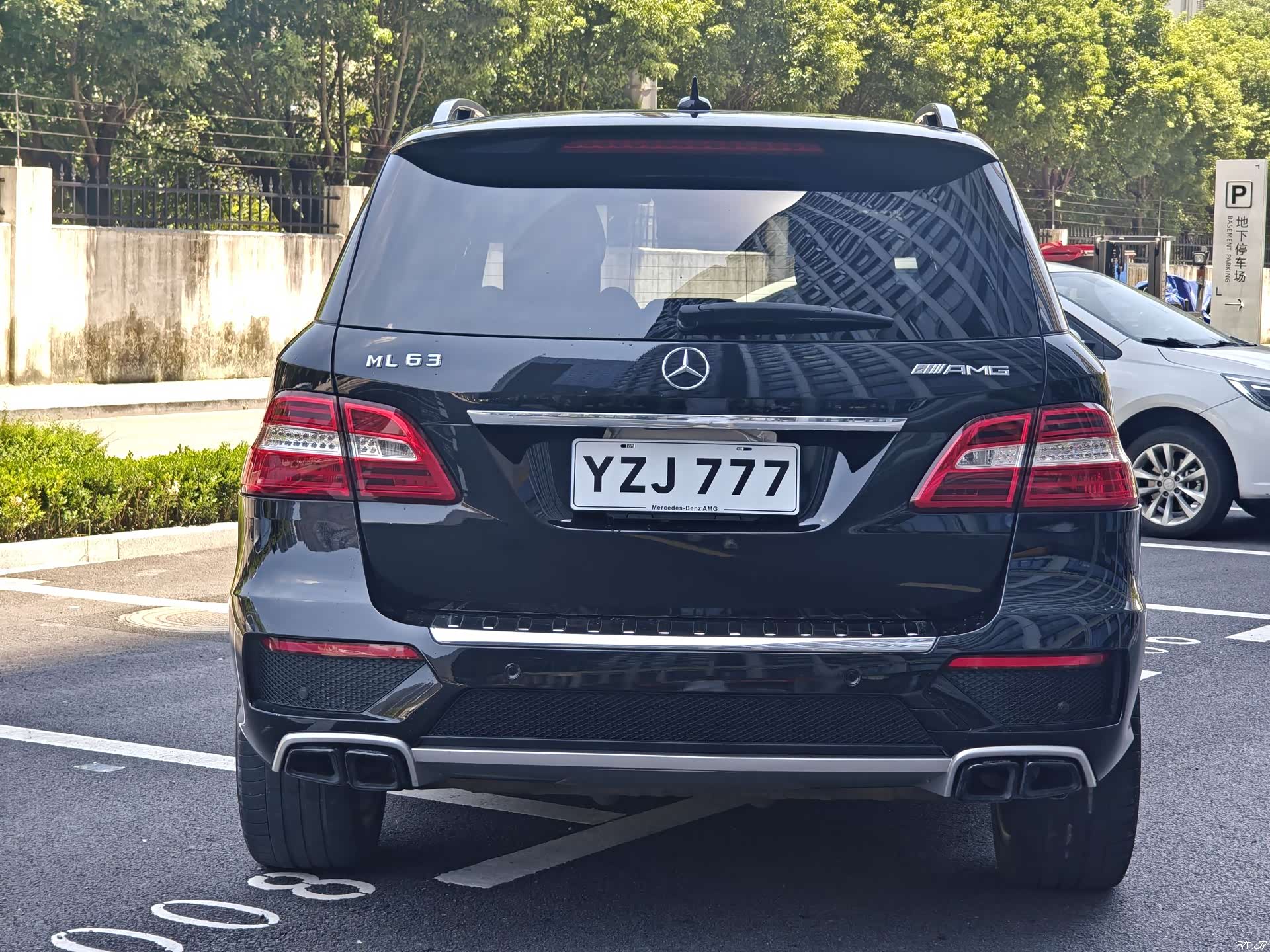Mercedes-Benz M-Class AMG, 2015 8