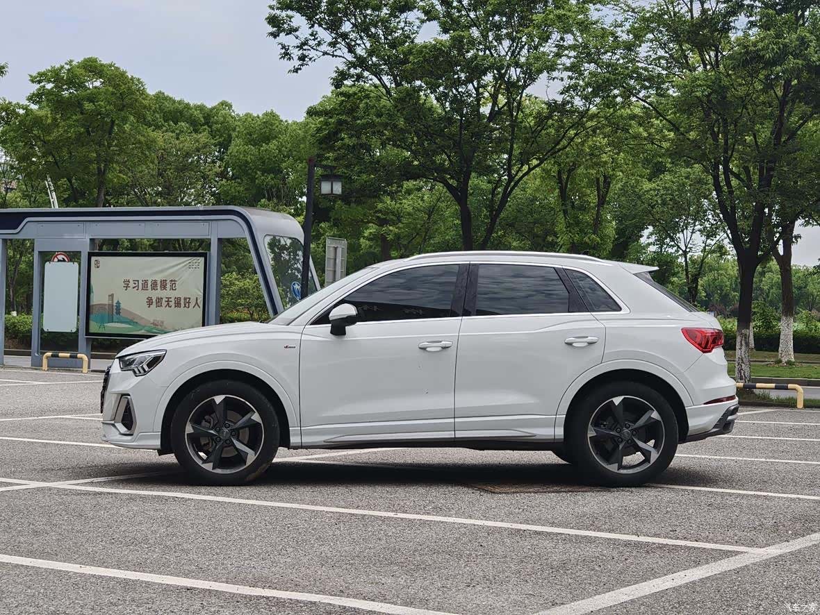 Audi Q3, 2019 8