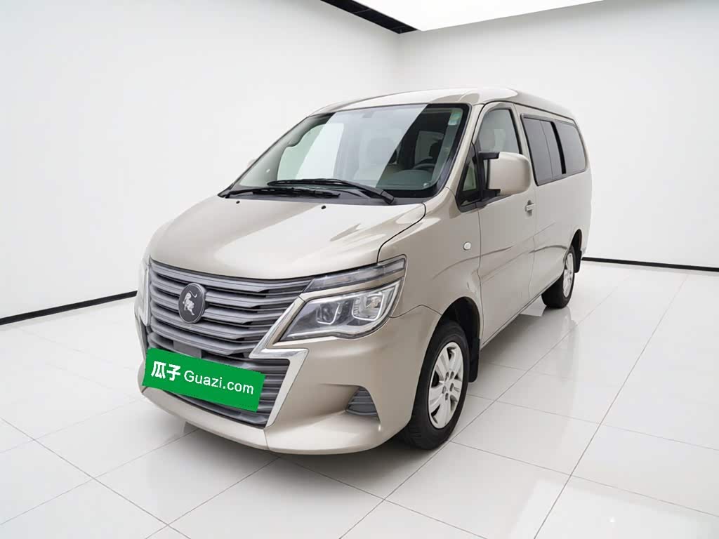 Dongfeng 2023 M5L 1.6L 5 мест