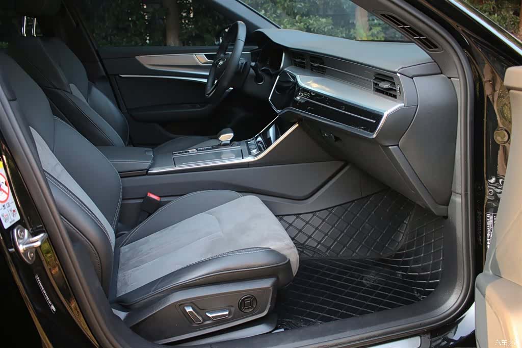 Audi A6L, 2024 10