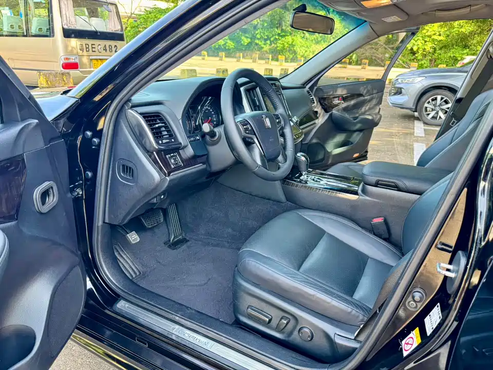 Toyota crown Toyota crown