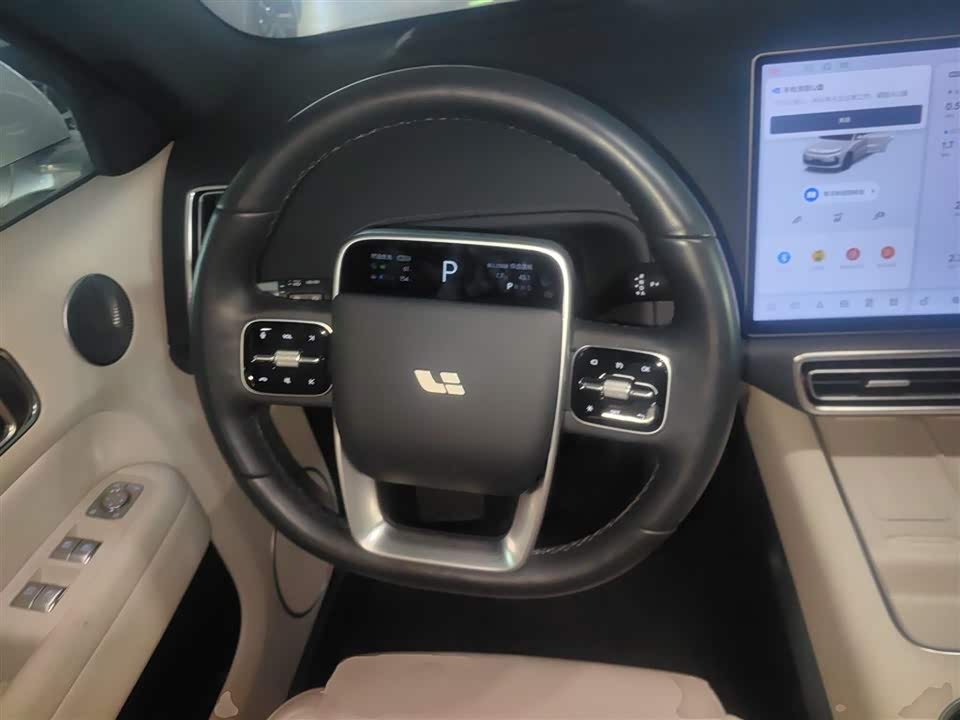 Li Auto Ideal L6