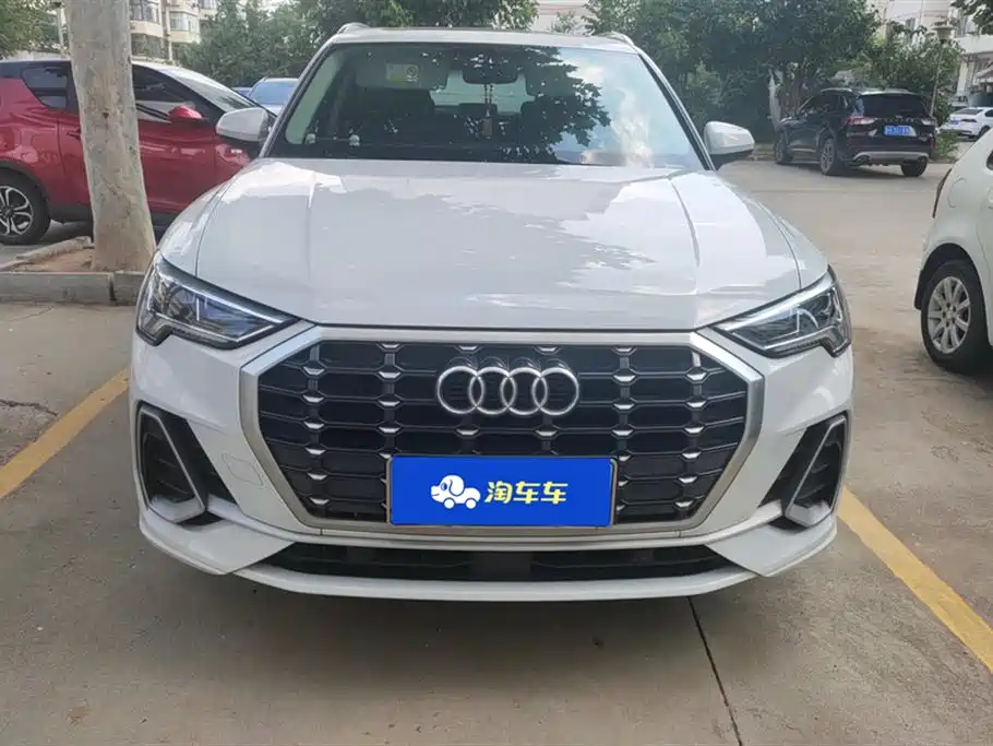 Audi Q3 Audi Q3