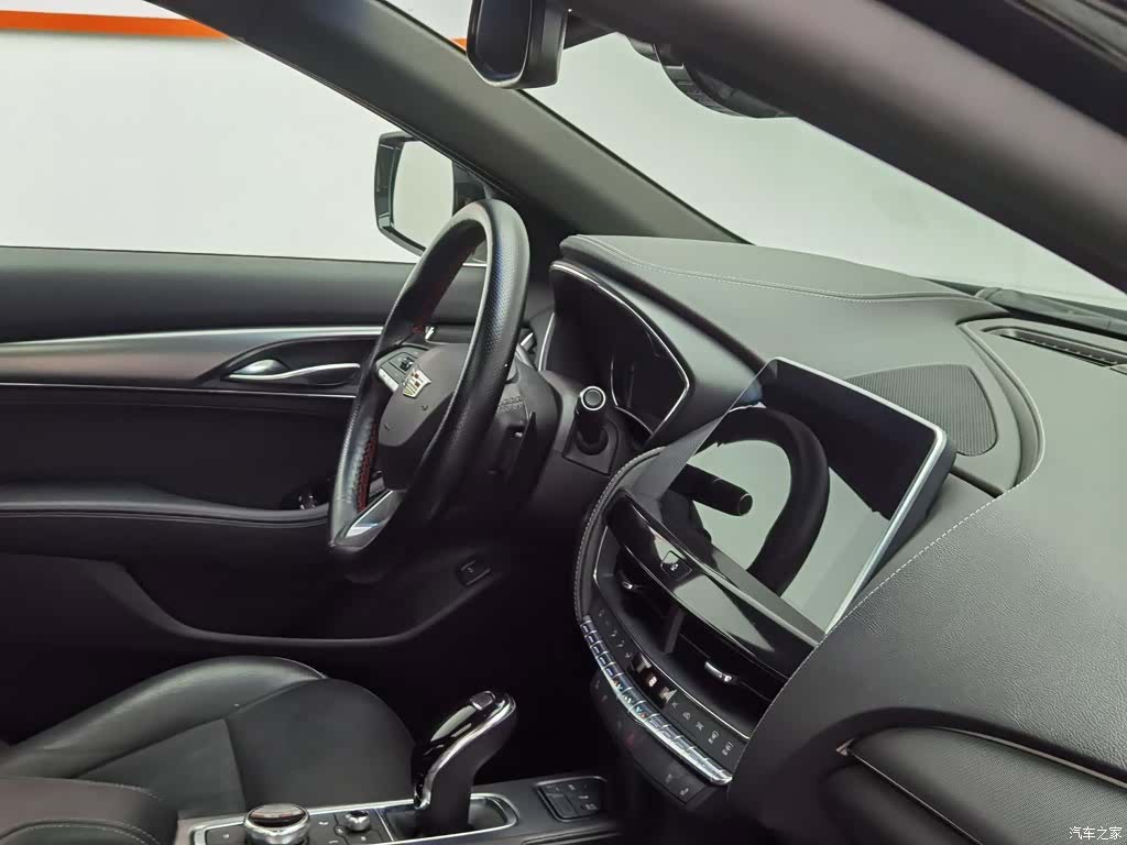 Cadillac CT5, 2022 22