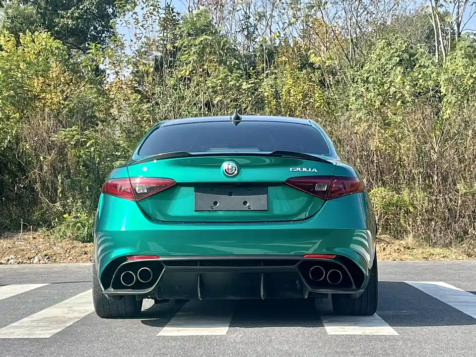 Alfa Romeo Giulia