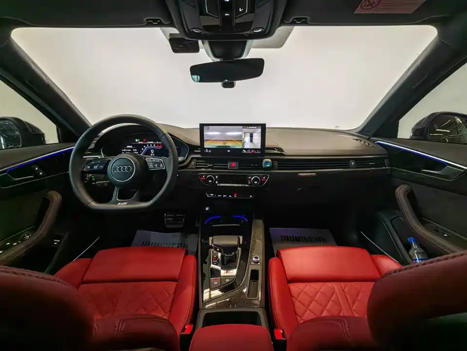 Audi S4 Audi S4