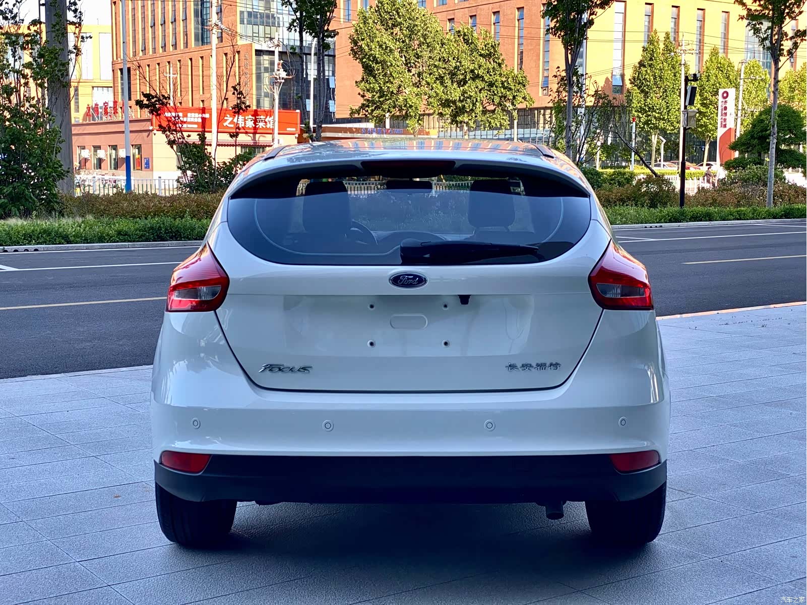 Ford Focus, 2016 8