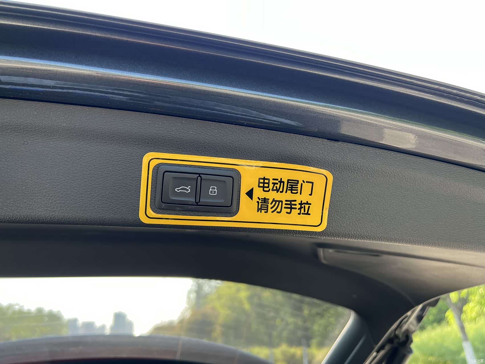 Audi Q3, 2023 18