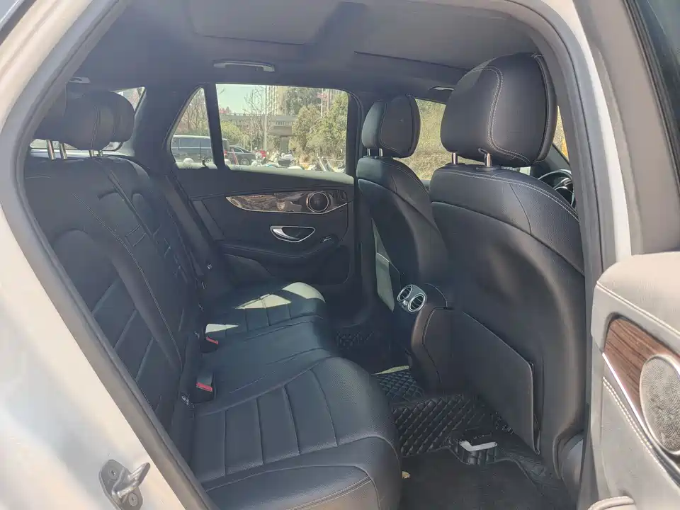 Mercedes-Benz GLC Mercedes-Benz GLC