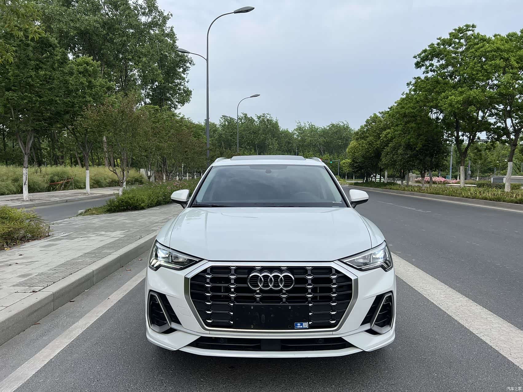 Audi Q3, 2022 2