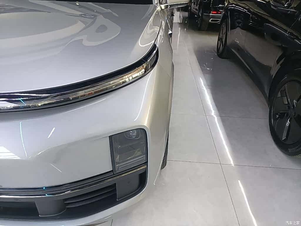 Li Auto L8, 2024 24