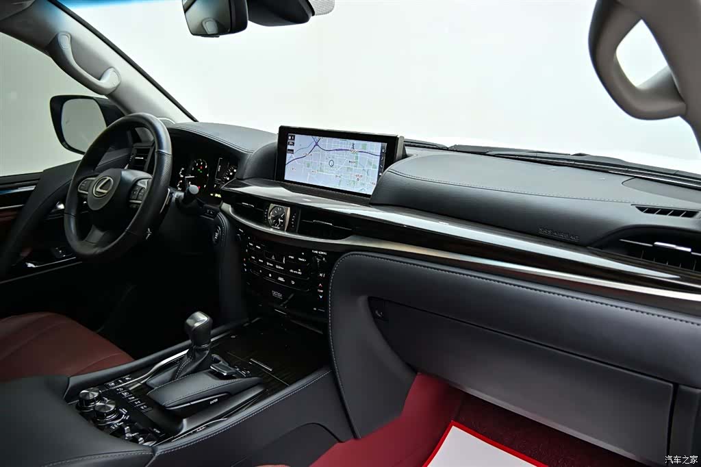 Lexus LX, 2022 16