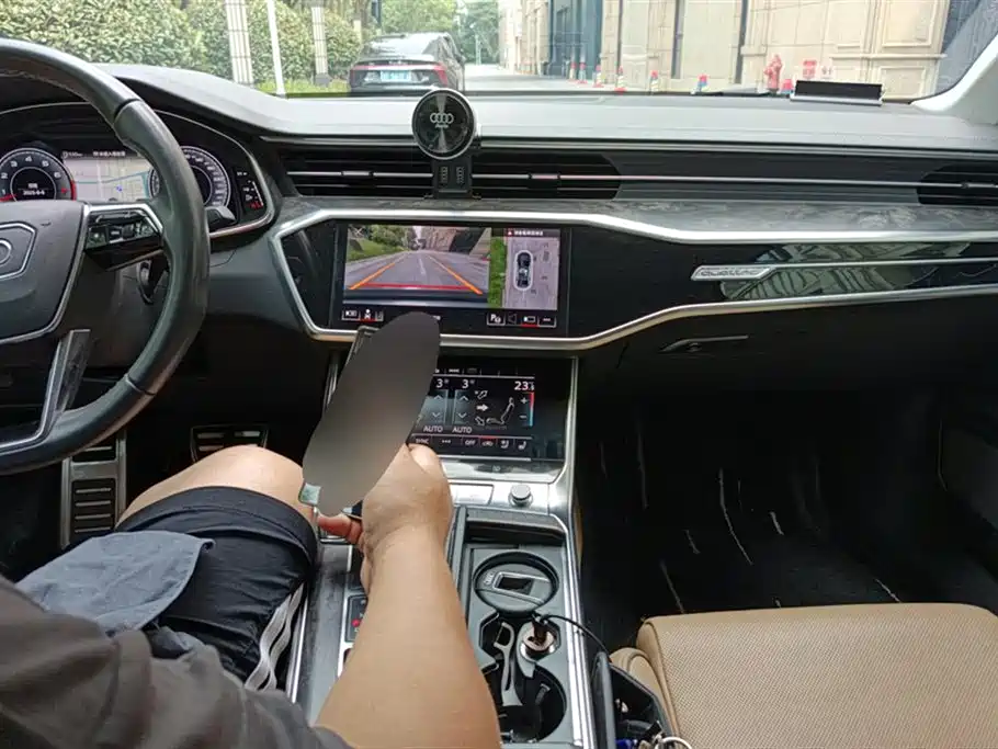 Audi A6L Audi A6L