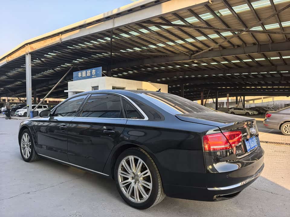 Audi A8