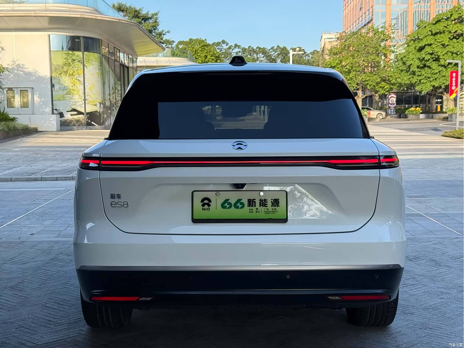 NIO ES8, 2024 6