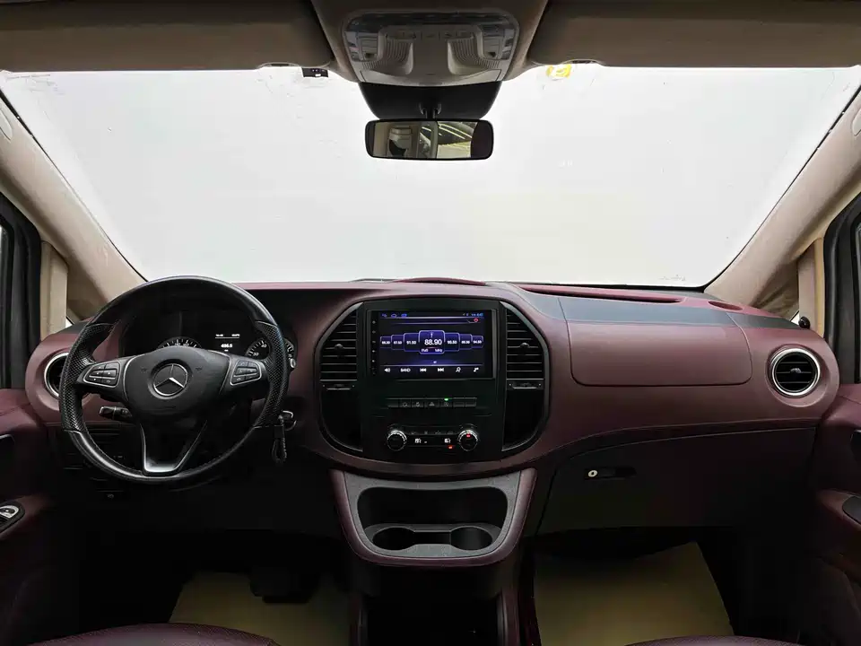 Mercedes-Benz Vito