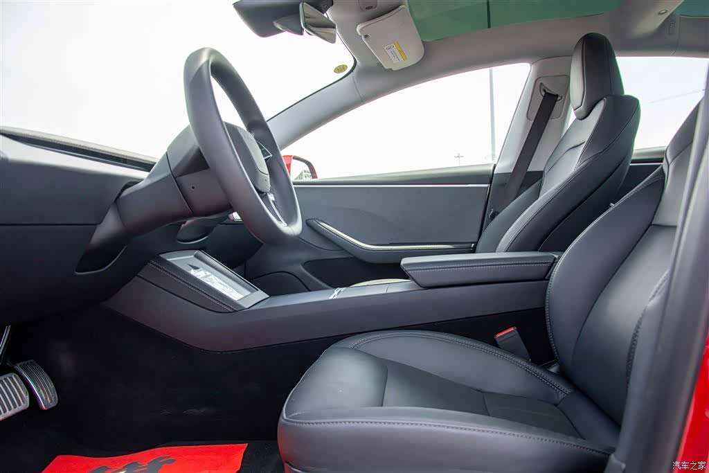 Tesla Model 3, 2024 10